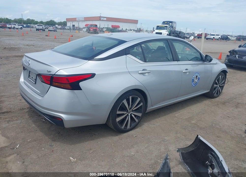 2022 NISSAN ALTIMA SR FWD VIN: 1N4BL4CV6NN302164