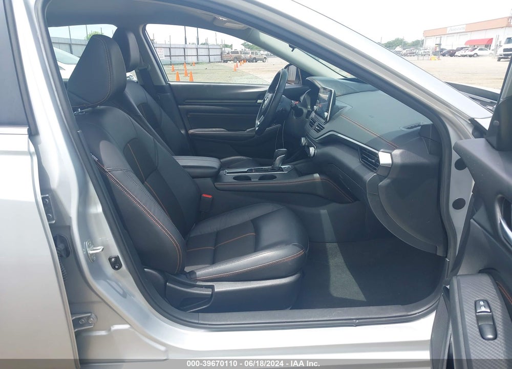 2022 NISSAN ALTIMA SR FWD VIN: 1N4BL4CV6NN302164