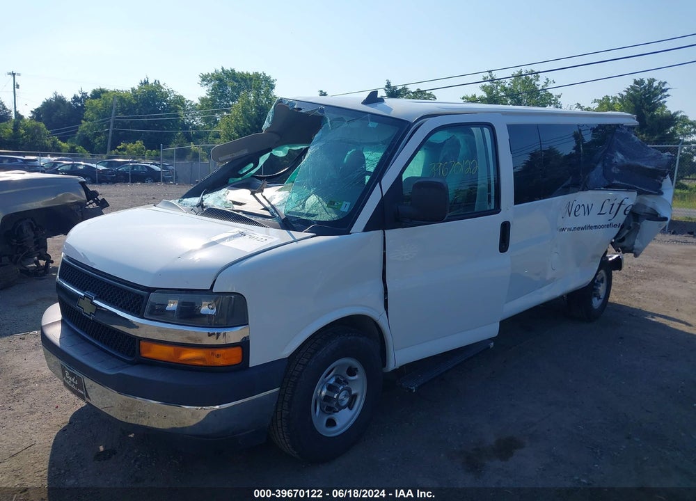 2017 CHEVROLET EXPRESS 3500 LT VIN: 1GAZGPFG5H1340498