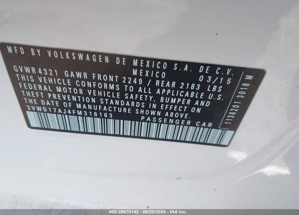 2015 VOLKSWAGEN JETTA 1.8T SE VIN: 3VWD17AJ4FM316163