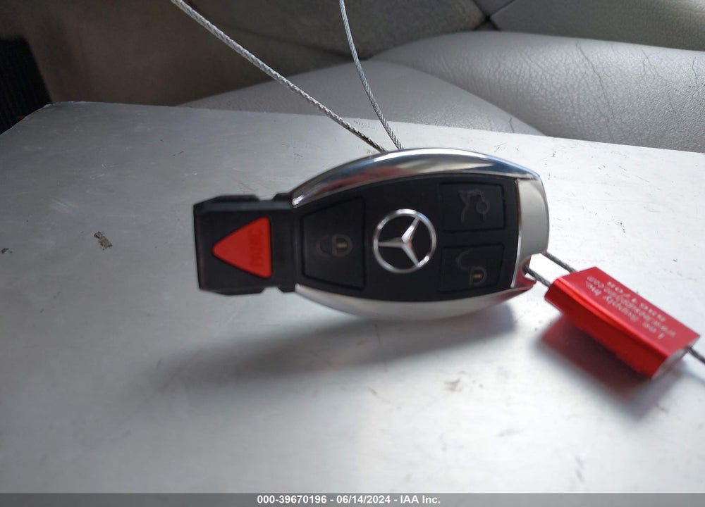 2004 MERCEDES-BENZ CLK 500 VIN: WDBTK75G04T019883