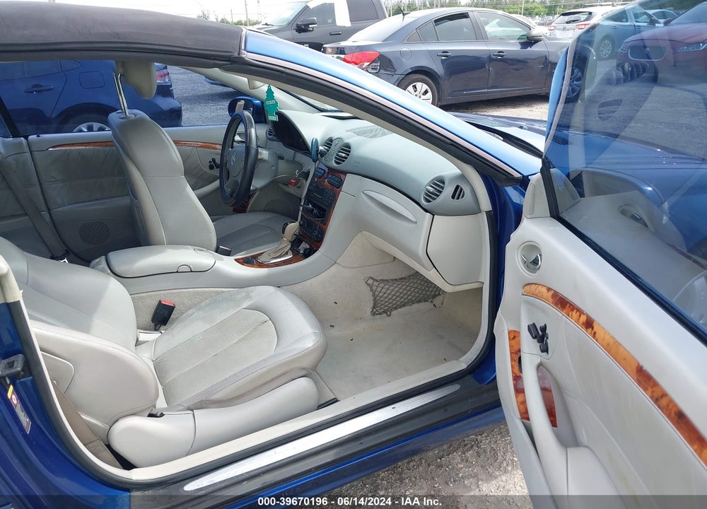 2004 MERCEDES-BENZ CLK 500 VIN: WDBTK75G04T019883