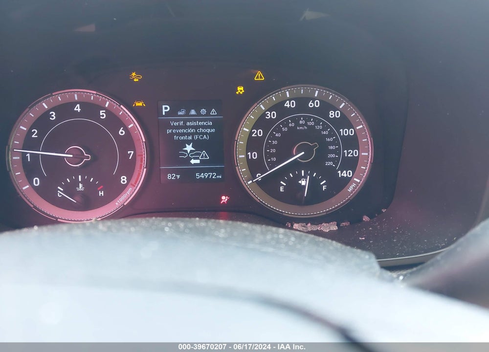 2021 HYUNDAI VENUE SEL VIN: KMHRC8A38MU105031