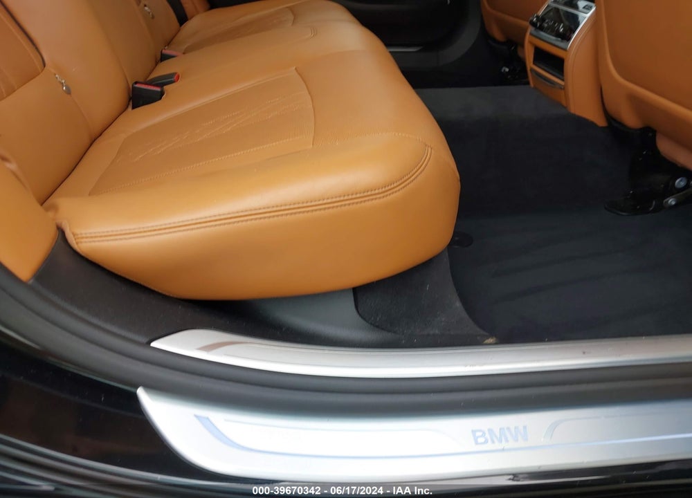 2017 BMW 740I VIN: WBA7E2C54HG739178