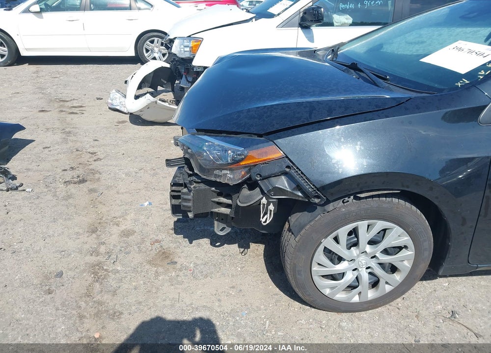 2018 TOYOTA COROLLA VIN: 2T1BURHE0JC120096