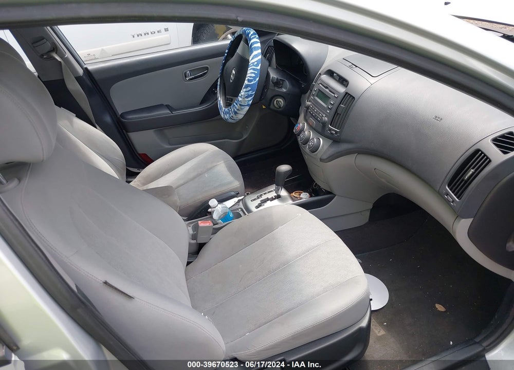 2010 HYUNDAI ELANTRA GLS VIN: KMHDU4AD2AU153516