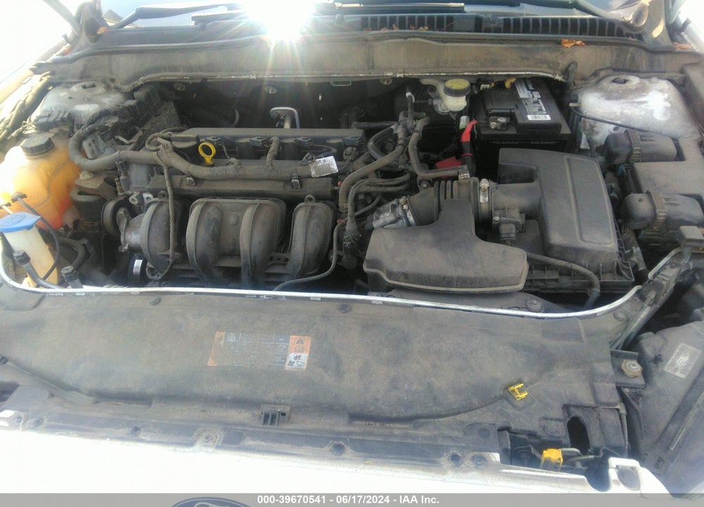 2014 FORD FUSION SE VIN: 3FA6P0H72ER338441