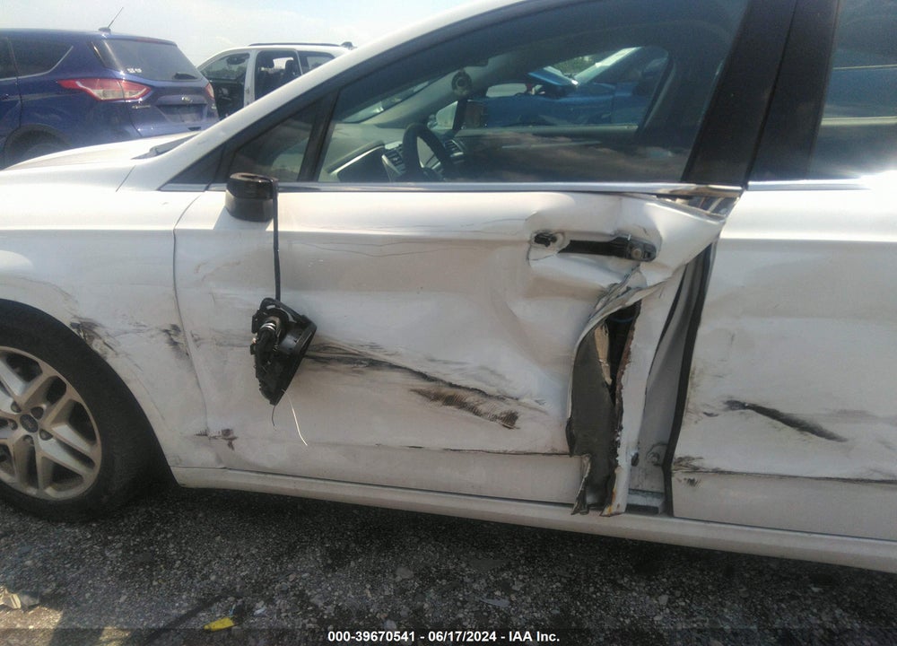 2014 FORD FUSION SE VIN: 3FA6P0H72ER338441