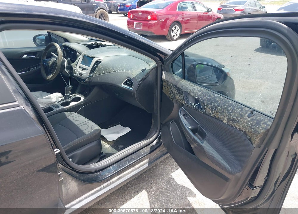 2017 CHEVROLET CRUZE LS AUTO VIN: 1G1BC5SM8H7166906