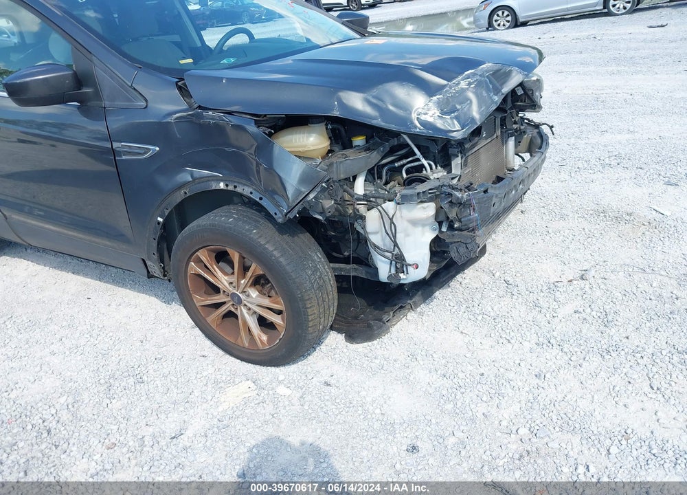 2017 FORD ESCAPE SE VIN: 1FMCU0G93HUB46687