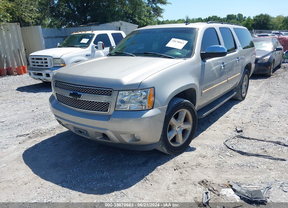 2008 CHEVROLET SUBURBAN 1500 LTZ VIN: 1GNFC16J38R131428