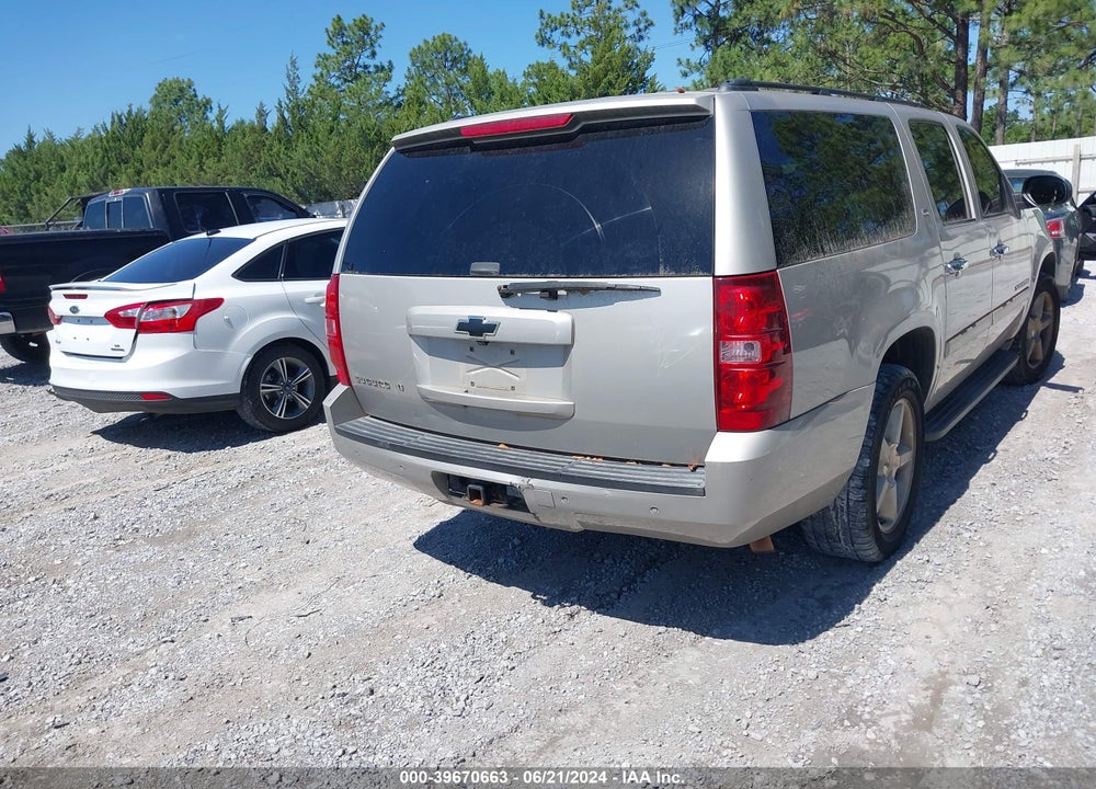 2008 CHEVROLET SUBURBAN 1500 LTZ VIN: 1GNFC16J38R131428
