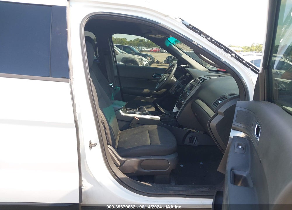2015 FORD UTILITY POLICE INTERCEPTOR VIN: 1FM5K8AR5FGC08530