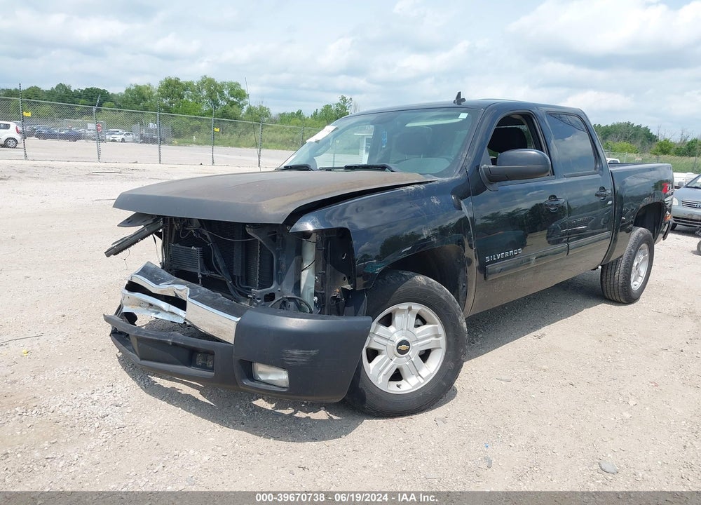 2011 CHEVROLET SILVERADO 1500 LT VIN: 3GCPKSE31BG372744