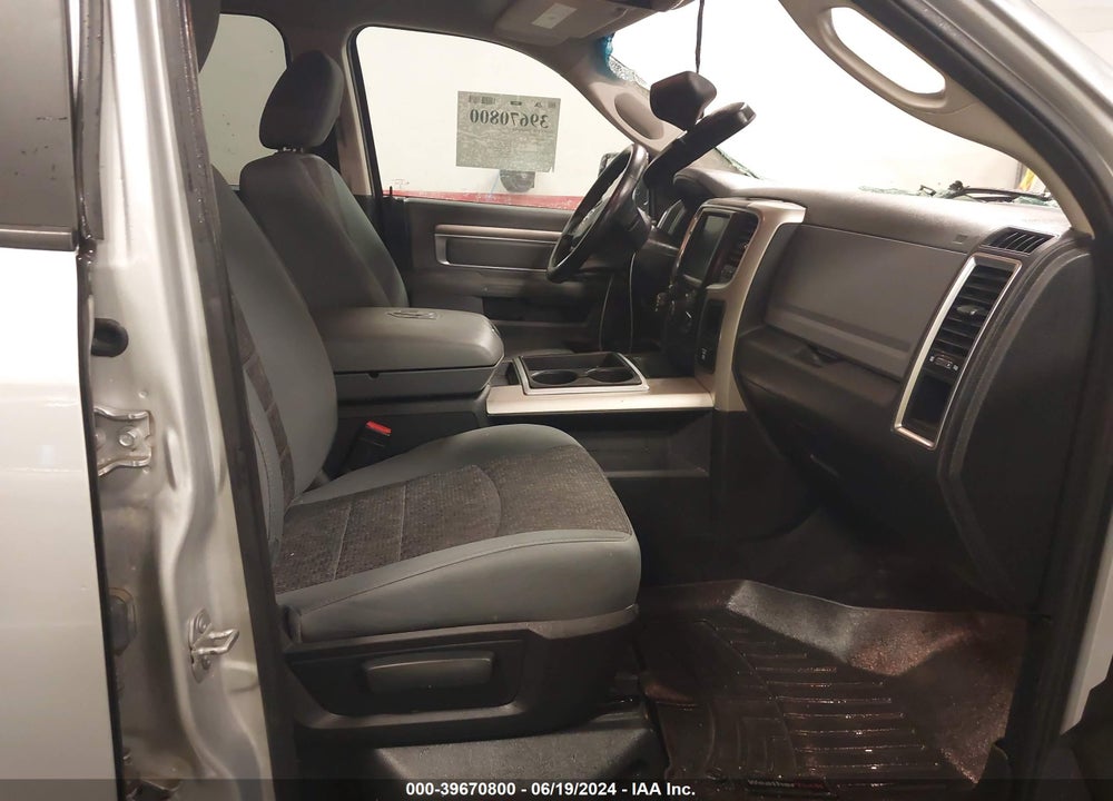 2015 RAM 1500 BIG HORN VIN: 1C6RR7LT0FS604213