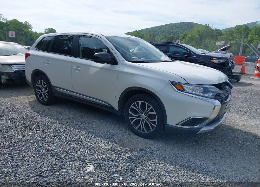 2017 MITSUBISHI OUTLANDER ES VIN: JA4AZ2A36HZ069291