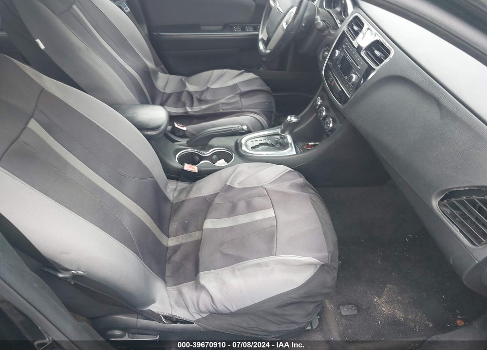 2014 CHRYSLER 200 TOURING VIN: 1C3CCBBB2EN131315