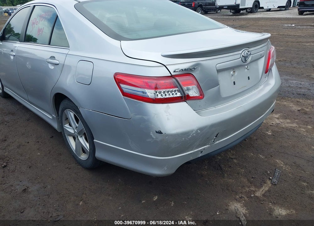 2011 TOYOTA CAMRY SE VIN: 4T1BF3EKXBU220837