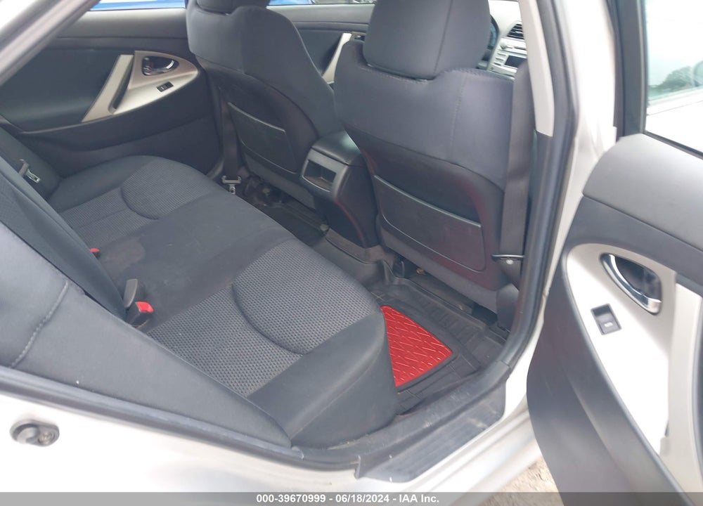 2011 TOYOTA CAMRY SE VIN: 4T1BF3EKXBU220837