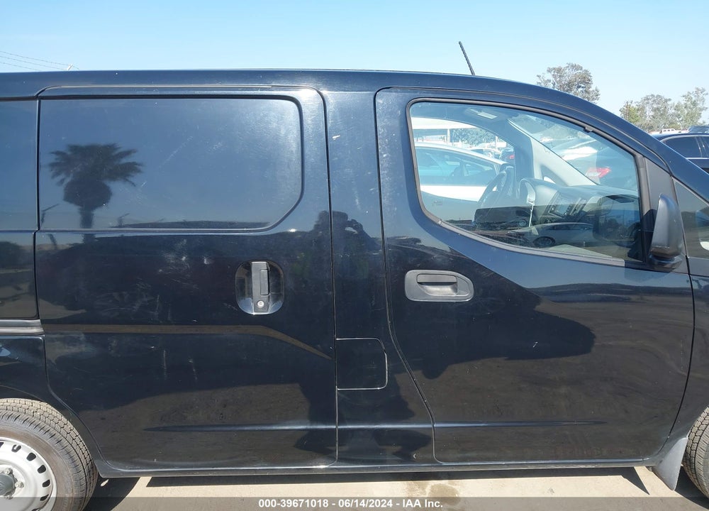 2014 NISSAN NV200 SV VIN: 3N6CM0KN3EK690883