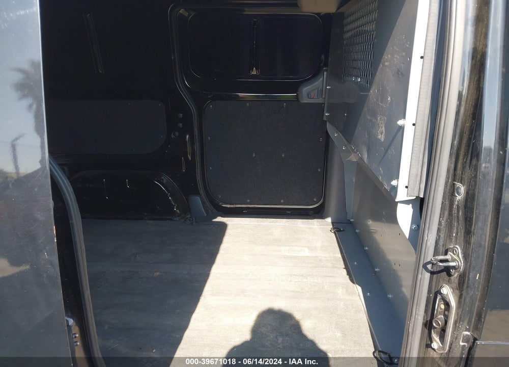 2014 NISSAN NV200 SV VIN: 3N6CM0KN3EK690883