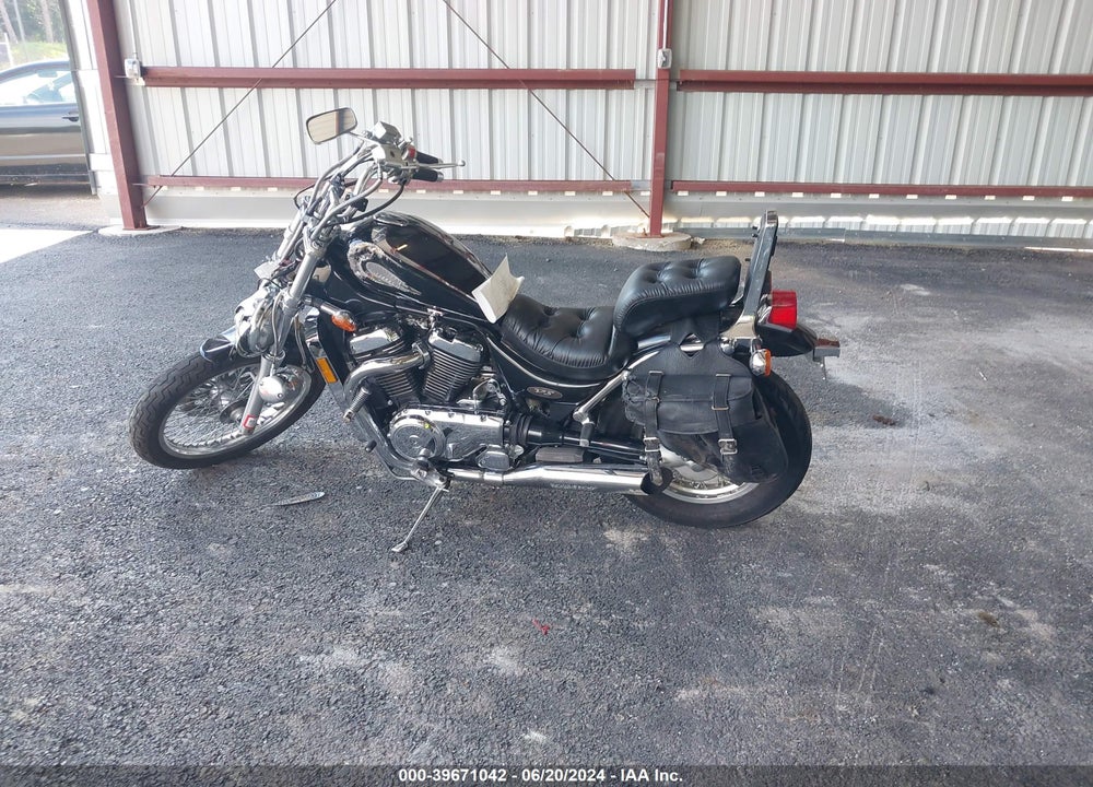 2003 SUZUKI VS800 GLP VIN: JS1VS52A732102076