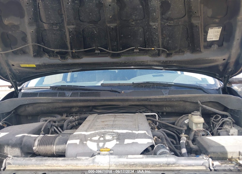 2008 TOYOTA SEQUOIA PLATINUM 5.7L V8 VIN: 5TDBY67AX8S011681