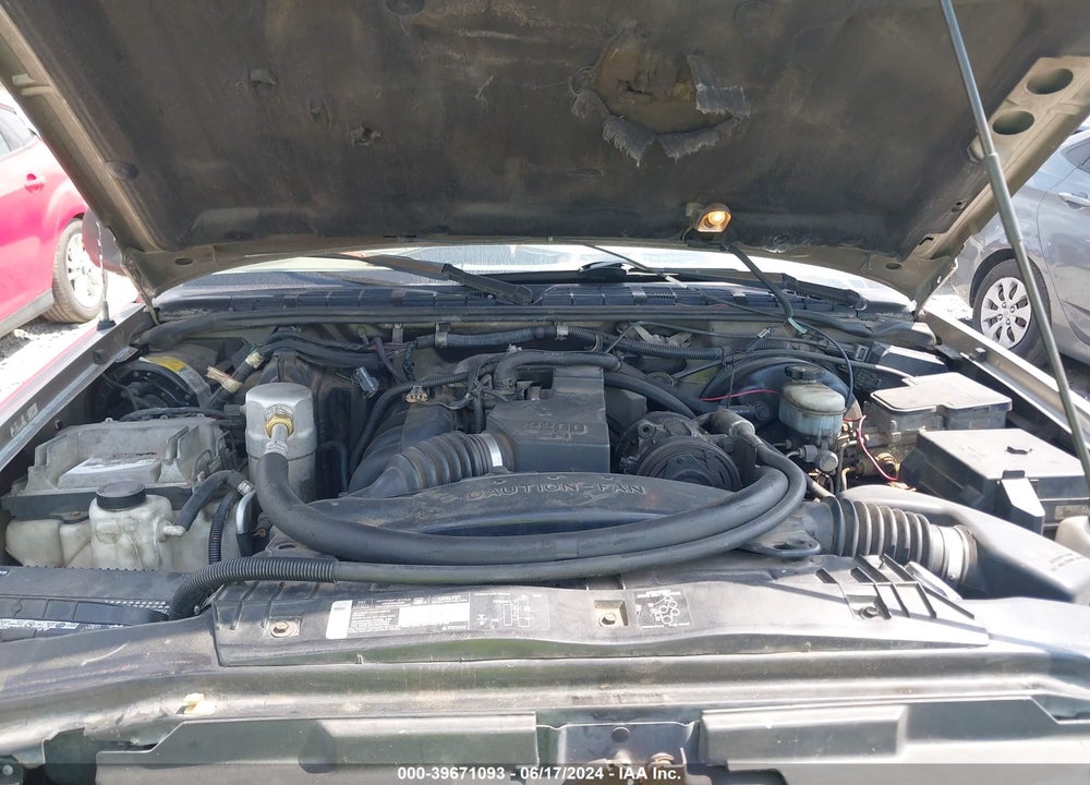 1998 CHEVROLET S-10 LS SPORTSIDE VIN: 1GCCS1444W8222917