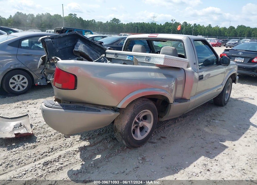 1998 CHEVROLET S-10 LS SPORTSIDE VIN: 1GCCS1444W8222917