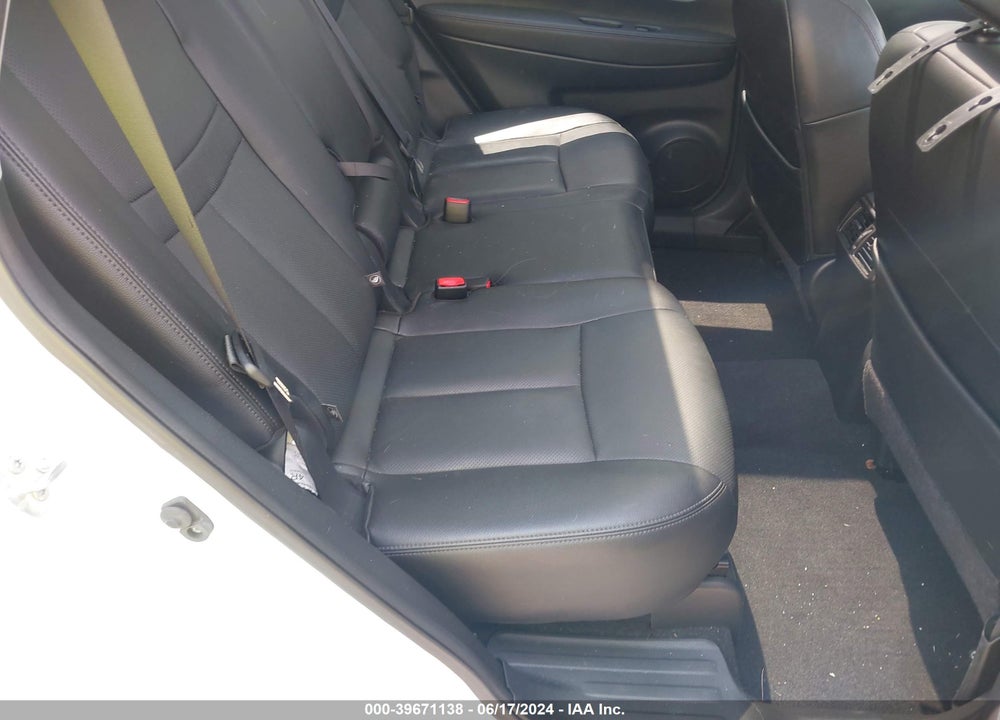 2016 NISSAN ROGUE SL VIN: 5N1AT2MT0GC822300