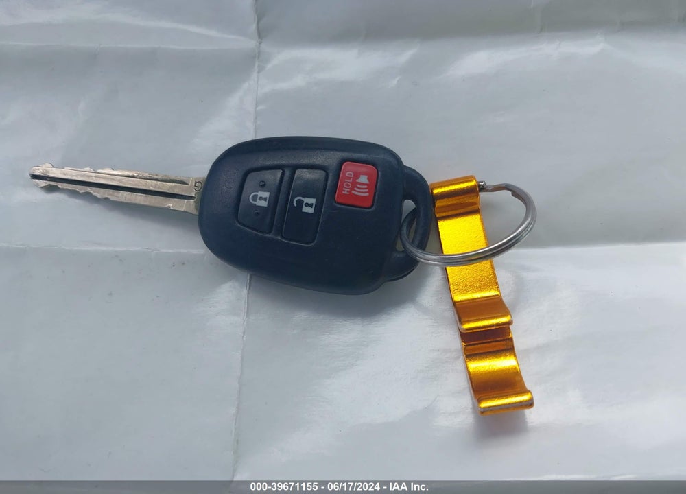 2013 TOYOTA PRIUS C TWO VIN: JTDKDTB36D1554150