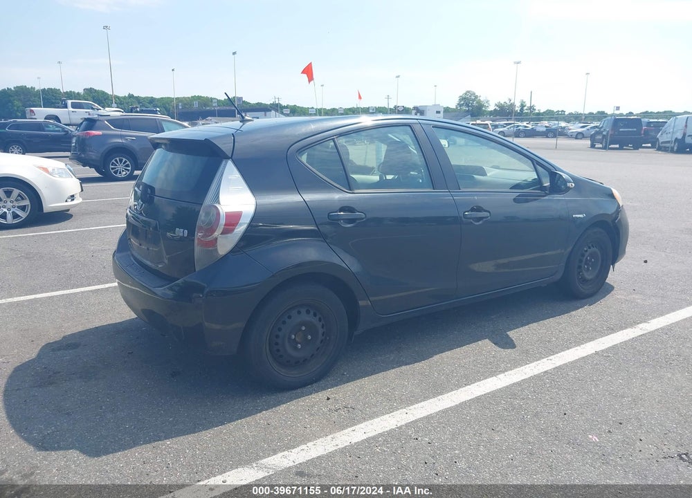 2013 TOYOTA PRIUS C TWO VIN: JTDKDTB36D1554150