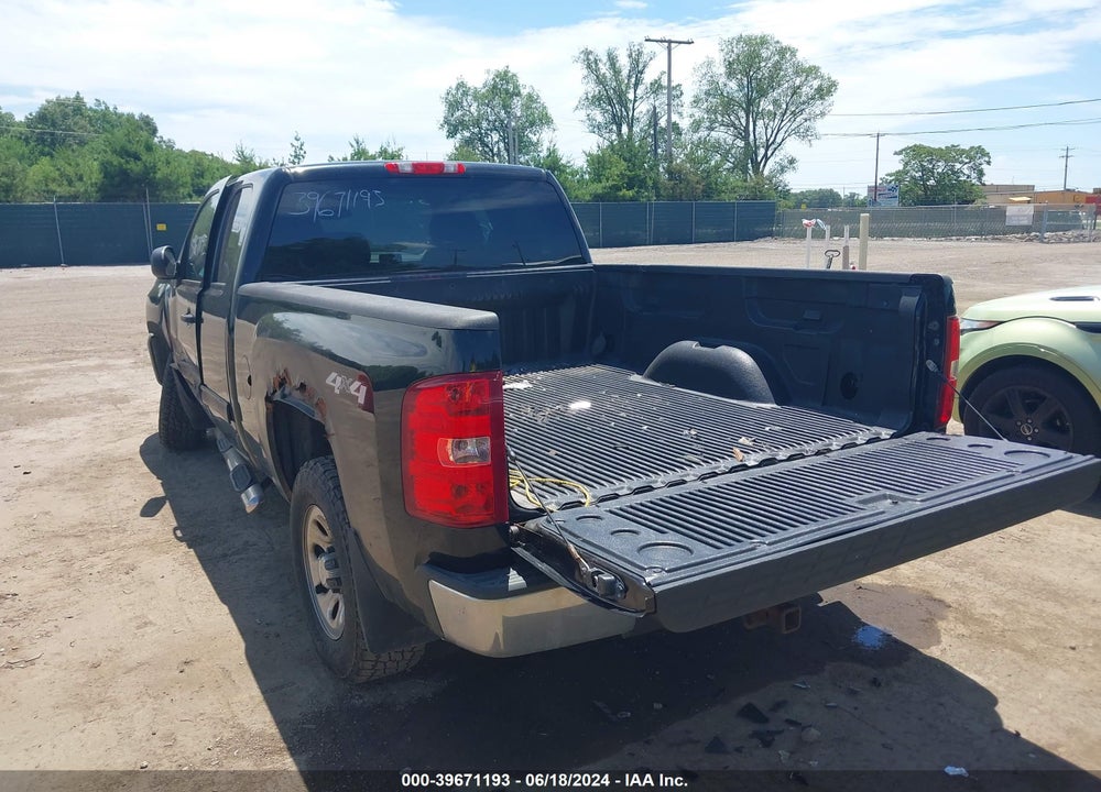 2012 CHEVROLET SILVERADO 1500 LT VIN: 1GCRKSEA9CZ207940