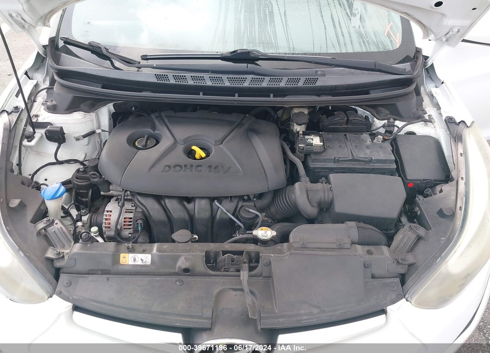 2015 HYUNDAI ELANTRA SE VIN: 5NPDH4AE2FH567740
