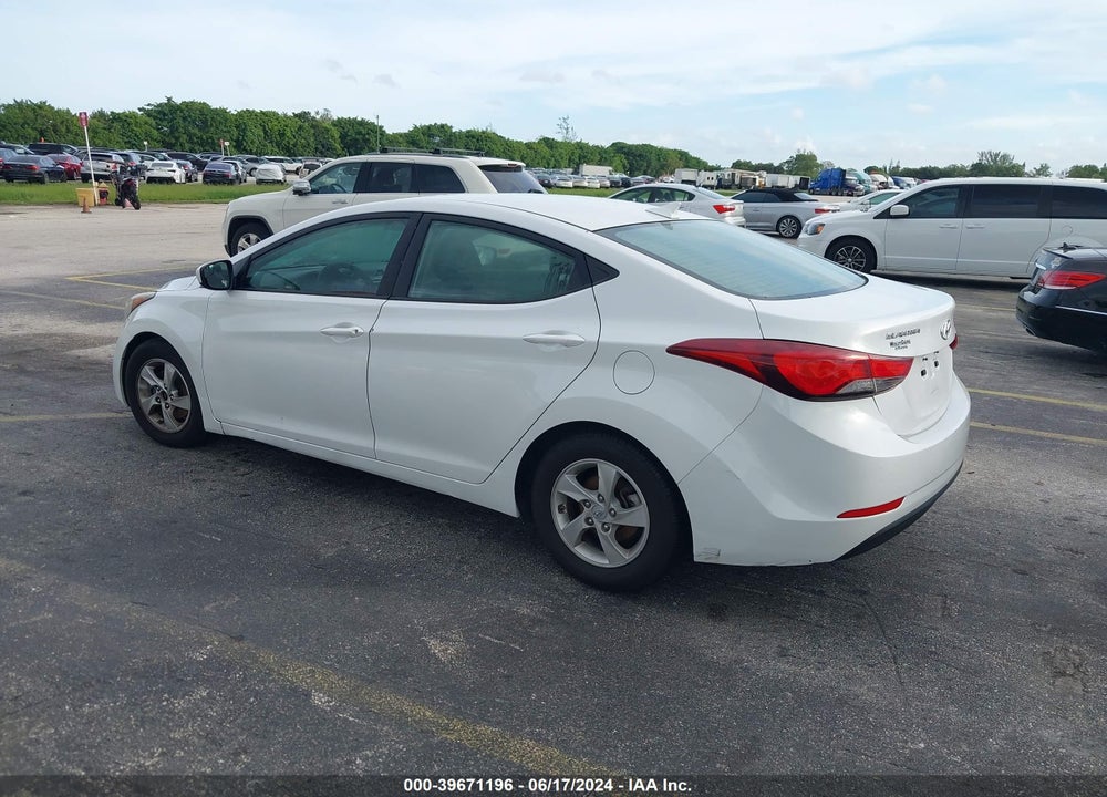 2015 HYUNDAI ELANTRA SE VIN: 5NPDH4AE2FH567740