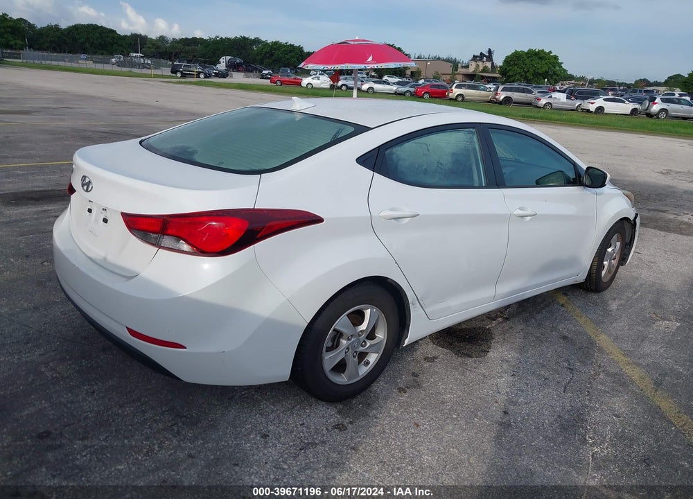 2015 HYUNDAI ELANTRA SE VIN: 5NPDH4AE2FH567740