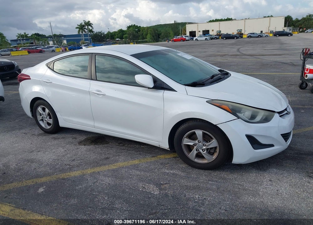 2015 HYUNDAI ELANTRA SE VIN: 5NPDH4AE2FH567740