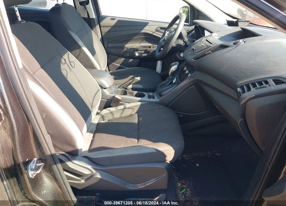 2016 FORD ESCAPE S VIN: 1FMCU0F75GUC73407