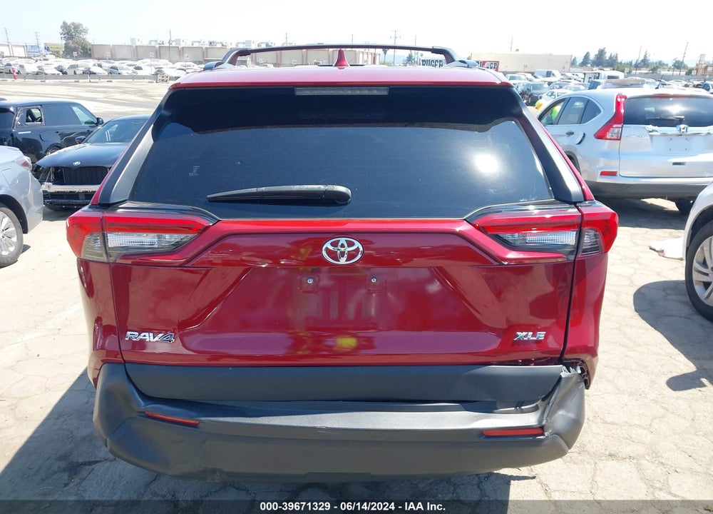 2019 TOYOTA RAV4 XLE VIN: JTMW1RFV5KD507339