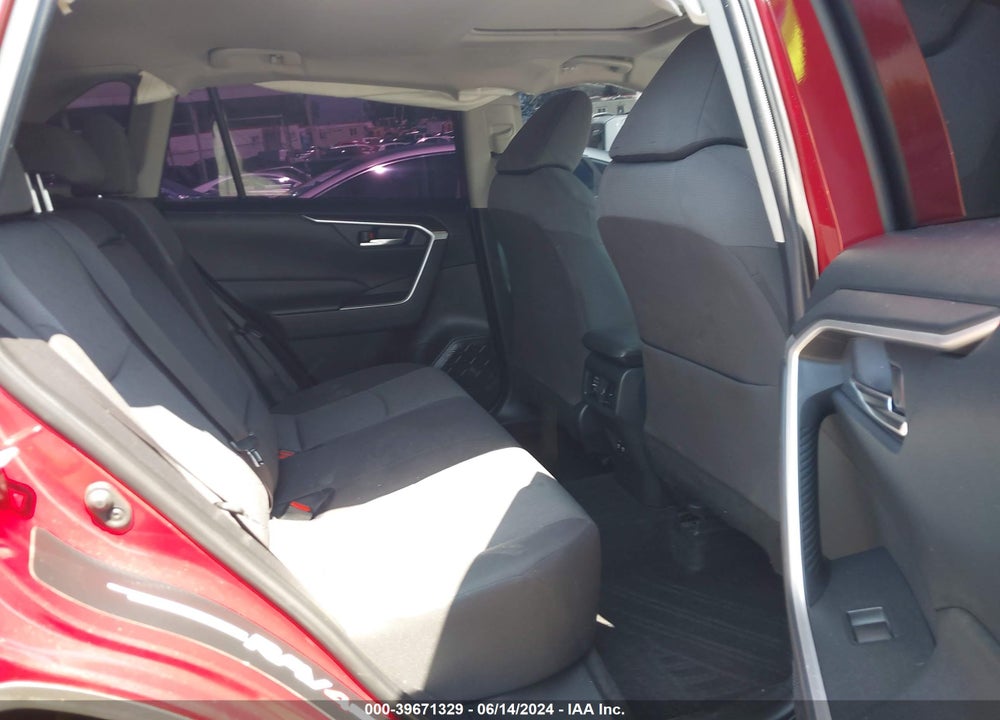 2019 TOYOTA RAV4 XLE VIN: JTMW1RFV5KD507339
