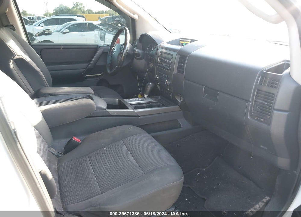 2011 NISSAN TITAN SV VIN: 1N6BA0ED6BN307242
