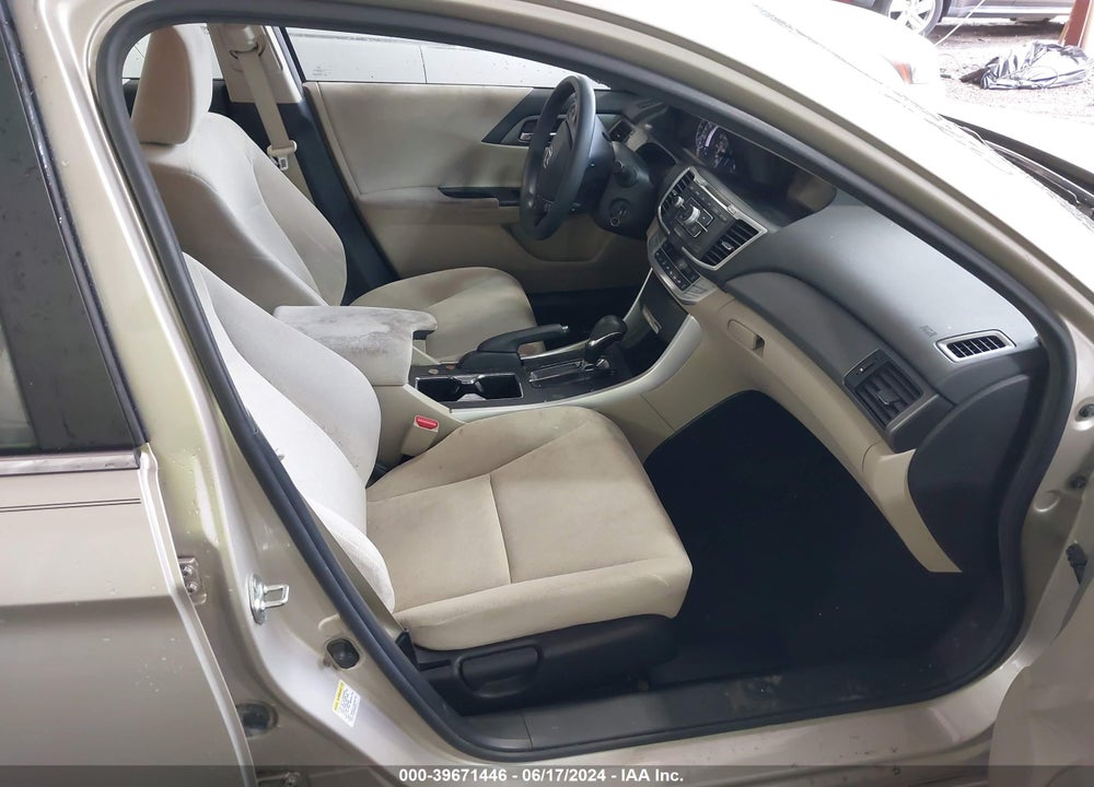 2013 HONDA ACCORD LX VIN: 1HGCR2F34DA025534