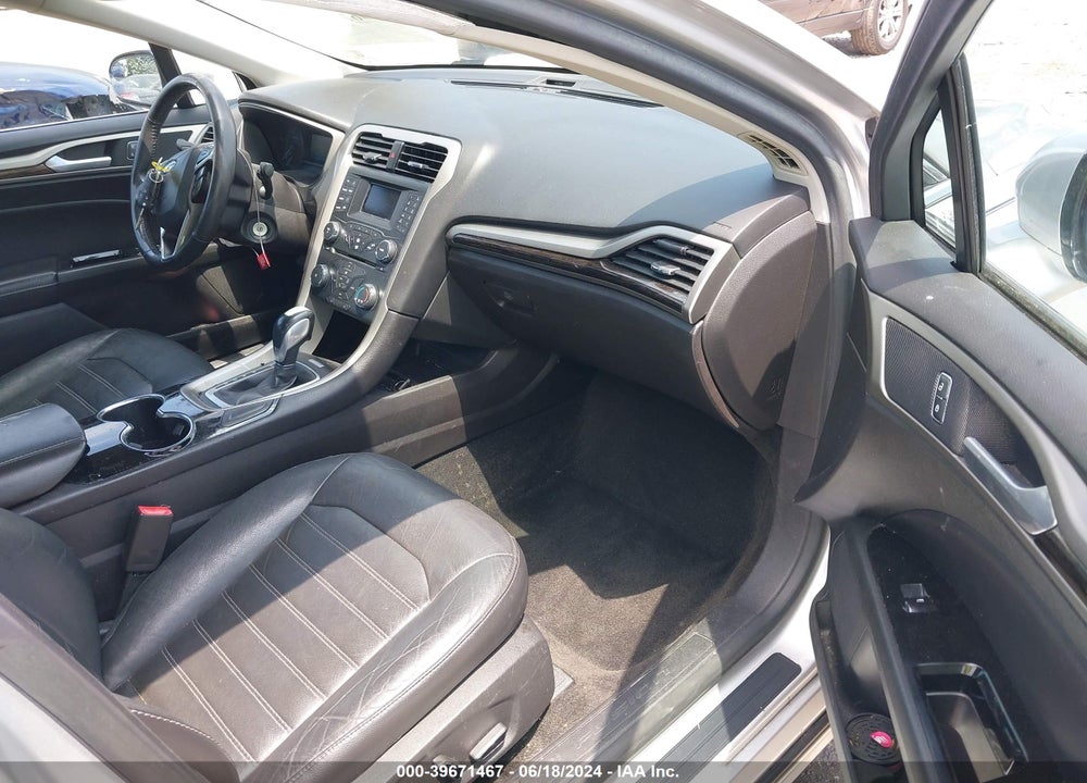2014 FORD FUSION SE VIN: 3FA6P0HDXER166021