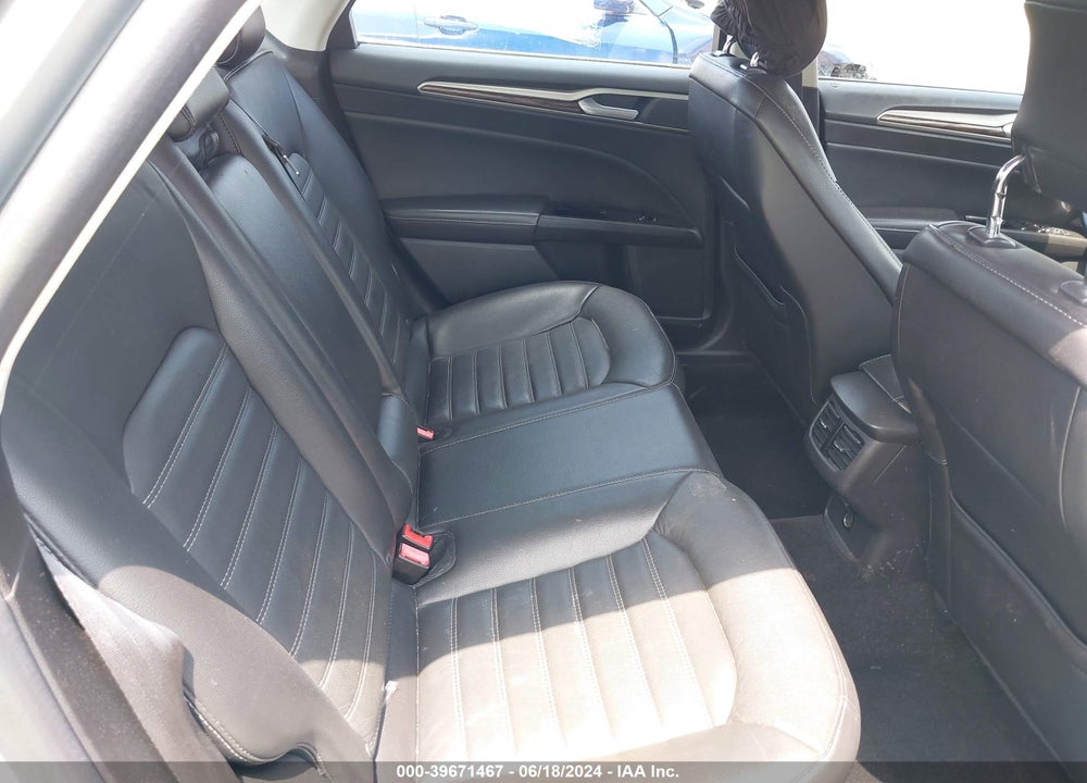 2014 FORD FUSION SE VIN: 3FA6P0HDXER166021