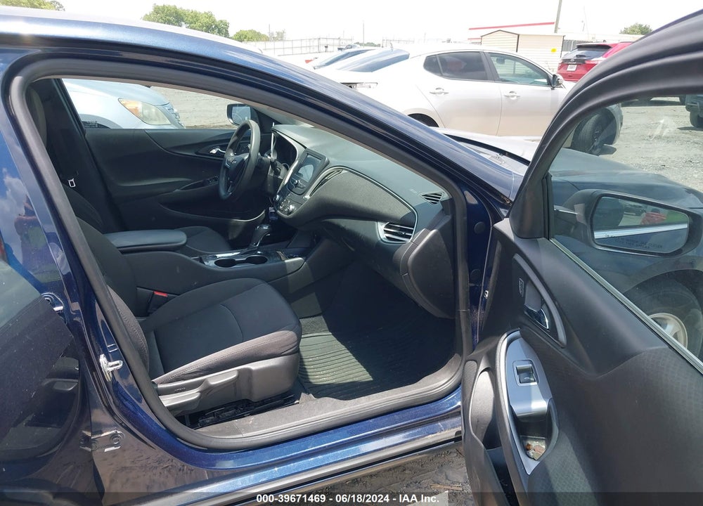 2017 CHEVROLET MALIBU LS VIN: 1G1ZB5ST1HF267493