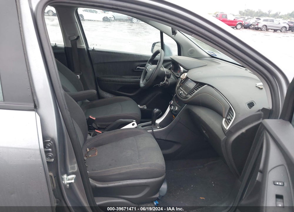 2020 CHEVROLET TRAX FWD LS VIN: 3GNCJKSB8LL205360