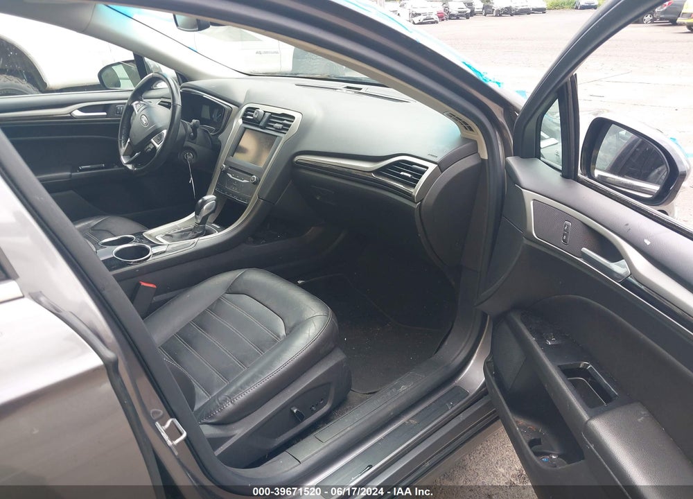 2013 FORD FUSION SE VIN: 3FA6P0HR2DR297471