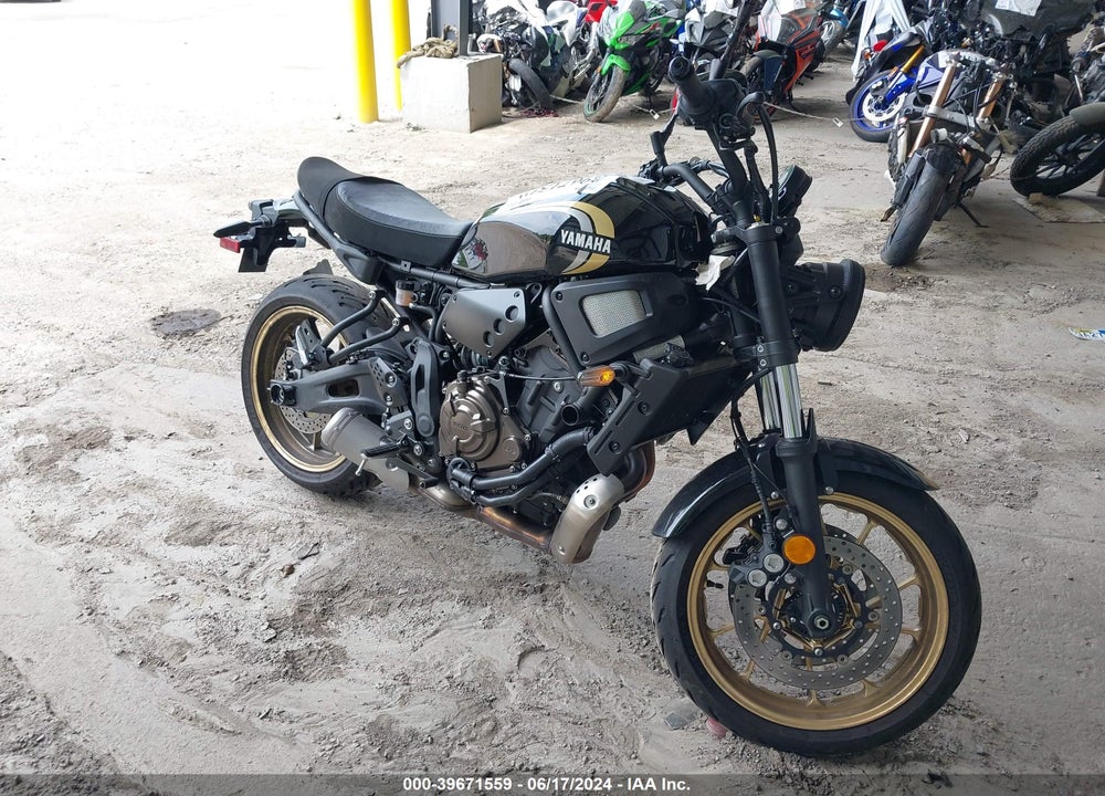 2023 YAMAHA MTM690 VIN: JYARM42Y1PA000899
