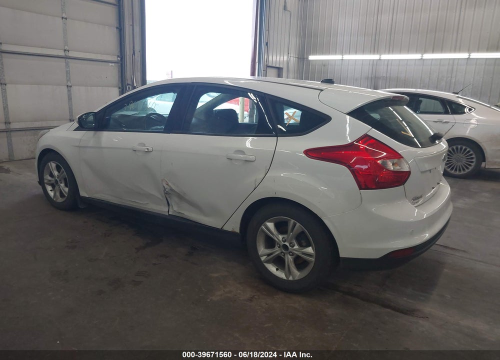 2014 FORD FOCUS SE VIN: 1FADP3K25EL461252