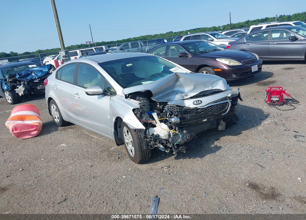 2015 KIA FORTE LX VIN: KNAFK4A6XF5366667